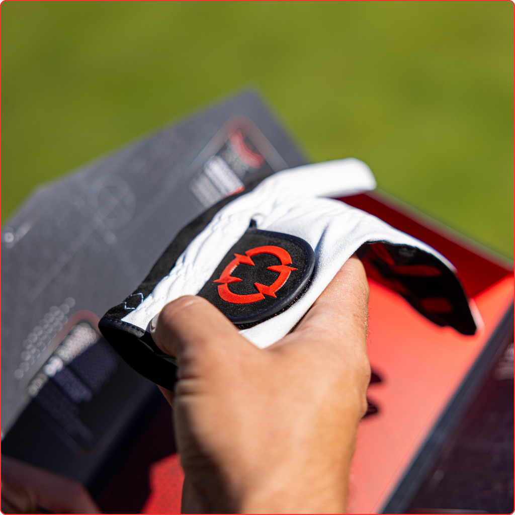 The EXO Golf Glove: Pink